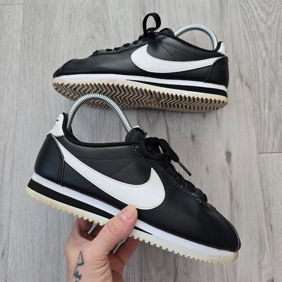 Nike | Classic Cortez black leather sporty low-top retro sneakers | WMS 6 - Picture 1 of 10